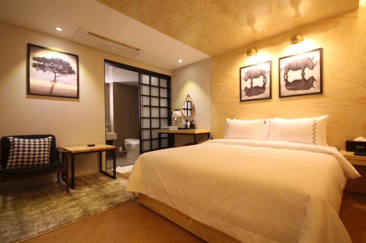 Jeonju Mari Hotel ภายนอก รูปภาพ