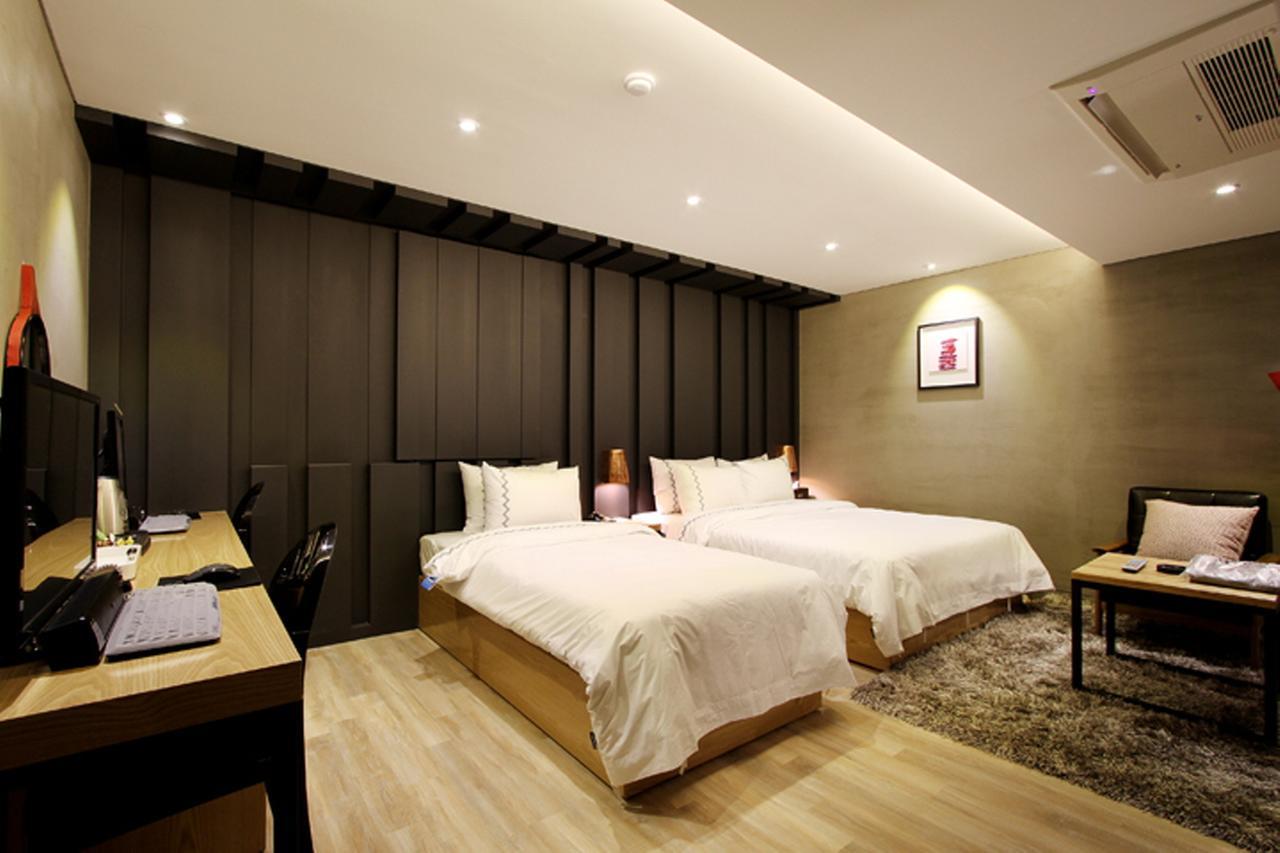Jeonju Mari Hotel ภายนอก รูปภาพ